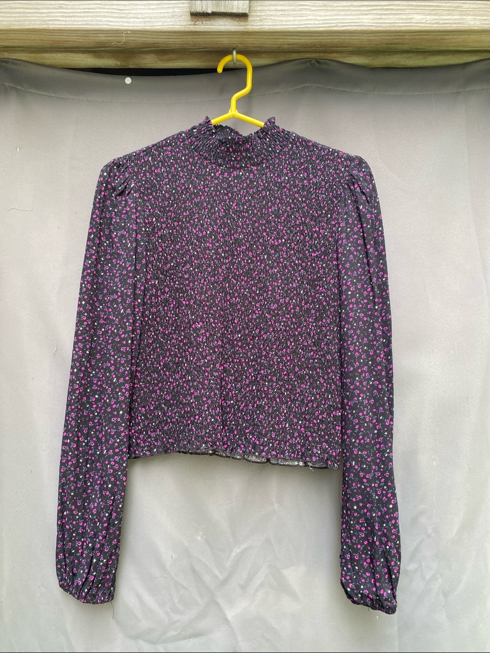 wild fable Black Long Sleeve Mock Neck Top with Pink Floral Print